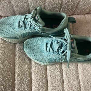 Nike Women's Teal Athletic Shoes